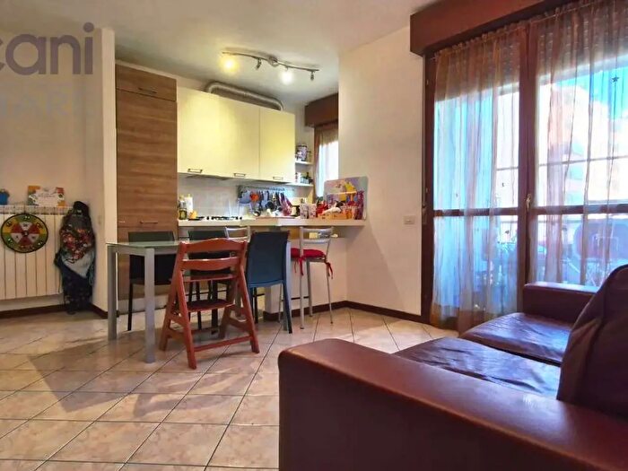 Appartamento trilocale in vendita in Via Golgi, Opera