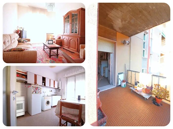 Appartamento con 5 locali in vendita in Via Piombelli, Genova