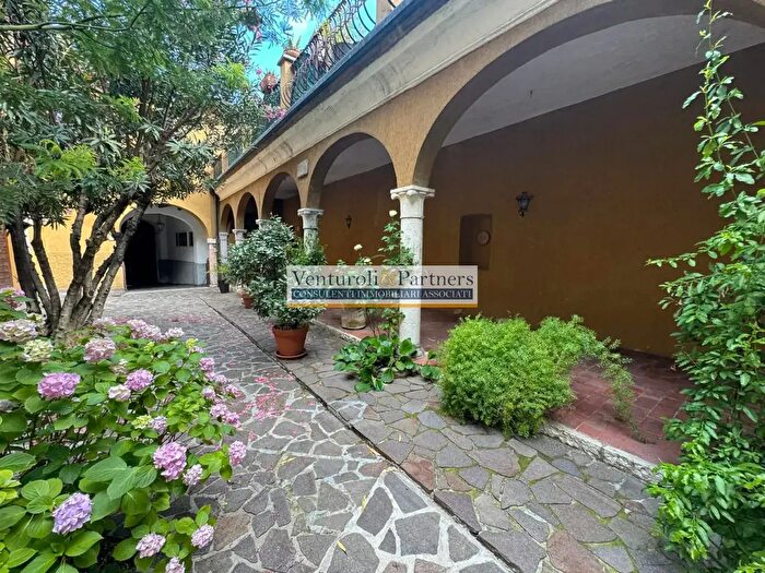 Appartamento bilocale in affitto in Via Giuseppe Garibaldi, San Felice Del Benaco