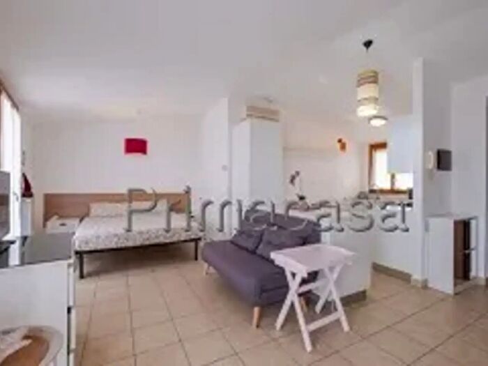 Appartamento monolocale in vendita in Viale Ortles, Milano