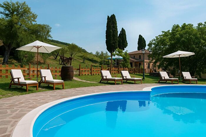 Casa con 11 locali in vendita in Scarperia e San Piero