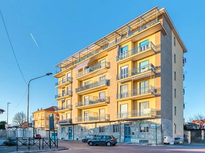 Appartamento trilocale in vendita in Via dei Mulini, Orbassano