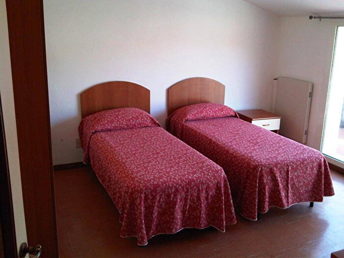 Casa quadrilocale in affitto in Via Aprile, Borgo Rodi, Ancona