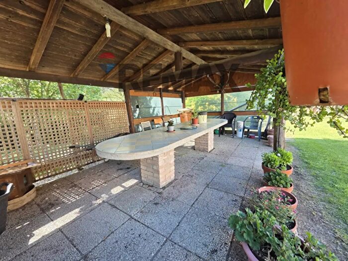 Casa con 5 locali in vendita in Monteverdi Marittimo
