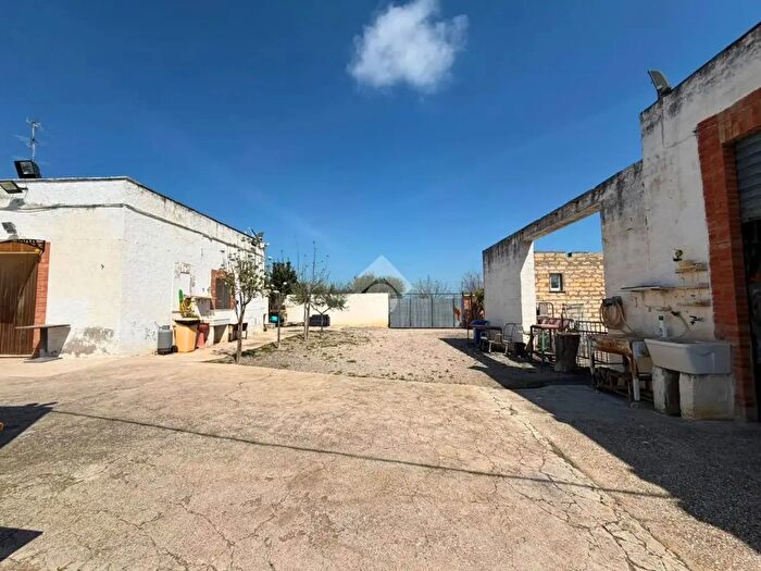 Casa monolocale in vendita in Contrada Cruste, Lucera