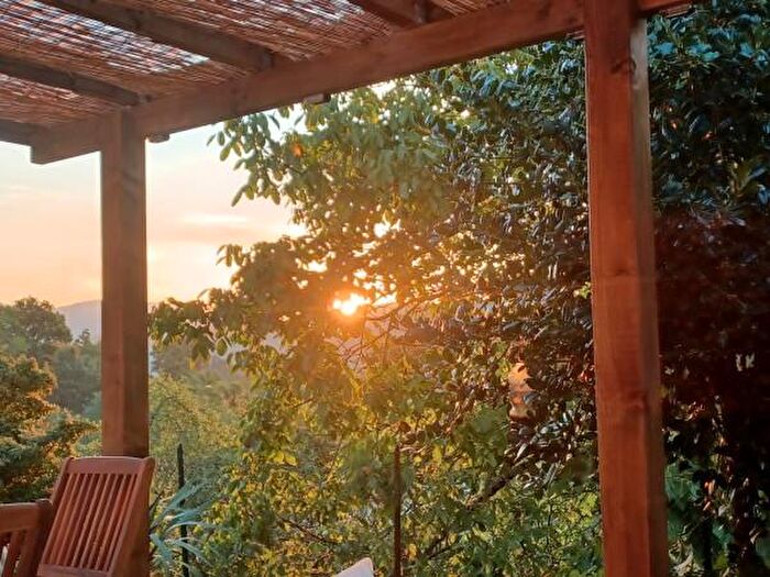 Casa con 6 locali in vendita in Cantagallo