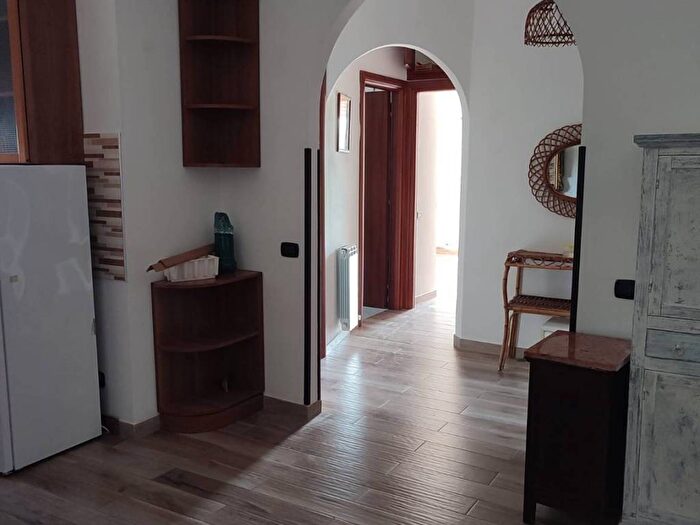 Appartamento trilocale in affitto in Via delle Vigne, Centro, Formia