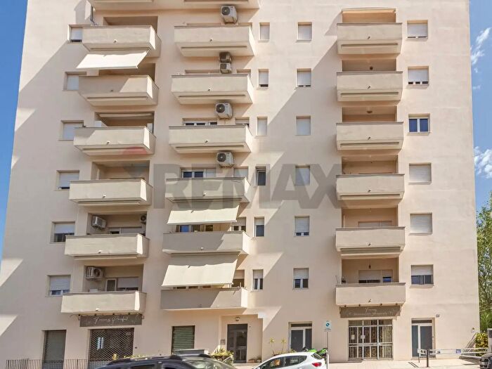 Appartamento con 6 locali in vendita in Corso Trinità, Sassari