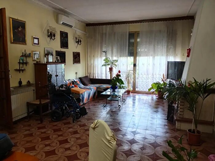 Casa con 11 locali in vendita in Pisa