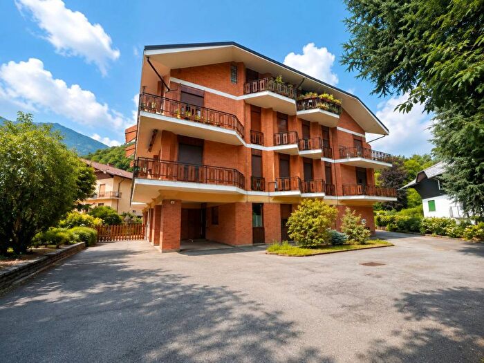Appartamento trilocale in vendita in Viale Dante Alighieri, Centro, Torre Pellice
