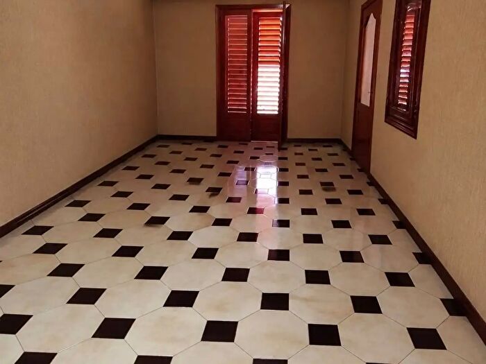 Casa con 5 locali in vendita in Via Costanzo Snc, Biancavilla