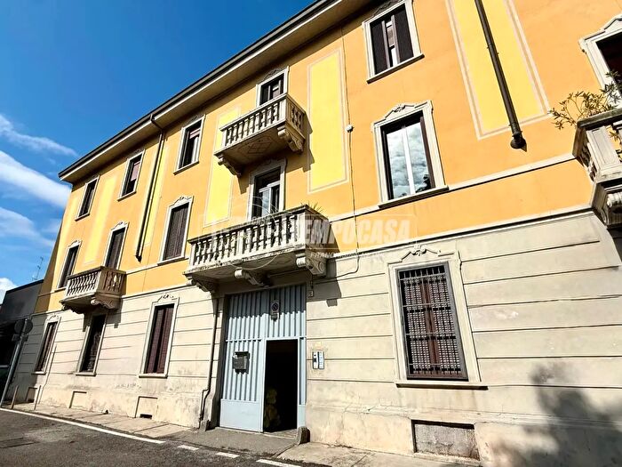 Appartamento bilocale in vendita in Vicolo Adda, Cologno Monzese