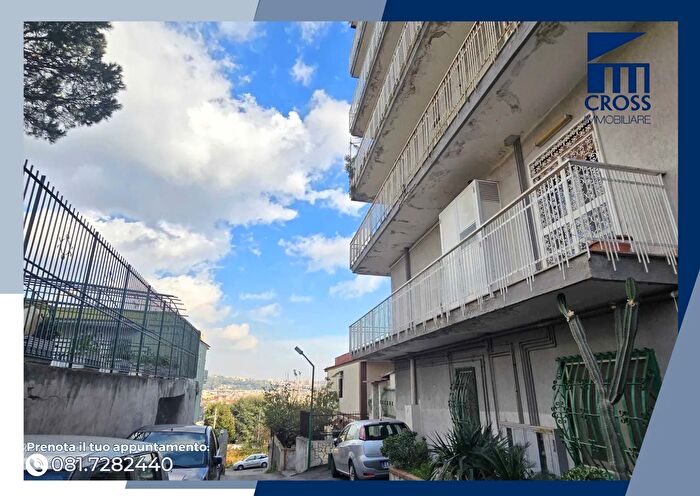 Appartamento bilocale in vendita in Via delle Messi, Napoli