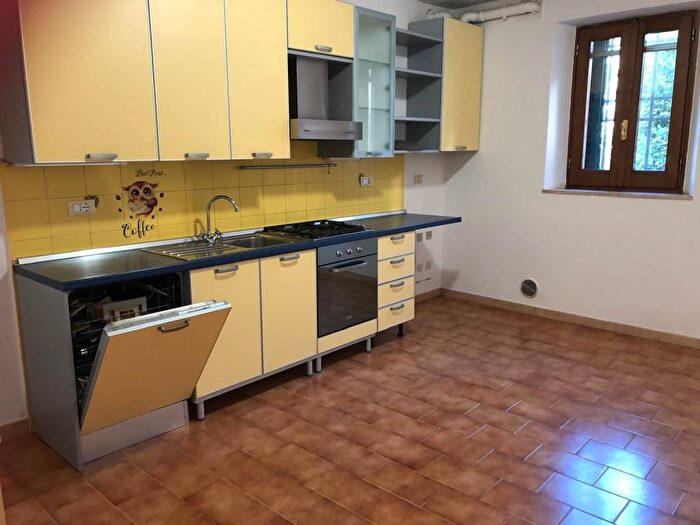 Casa quadrilocale in affitto in Vergine, Pistoia