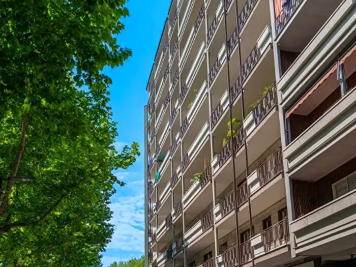 Appartamento trilocale in vendita in Corso Regina Margherita, Torino