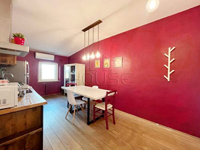 Appartamento bilocale in vendita in Loc San Zeno, Arezzo