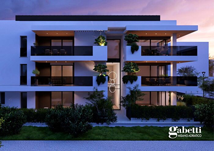 Appartamento trilocale in vendita in Via Grossi, Misano Adriatico