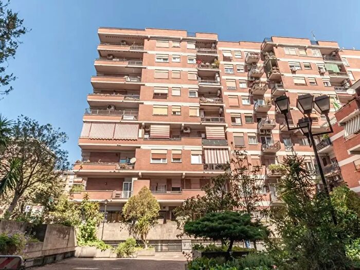 Appartamento con 5 locali in vendita in Via Quirino Majorana, Roma