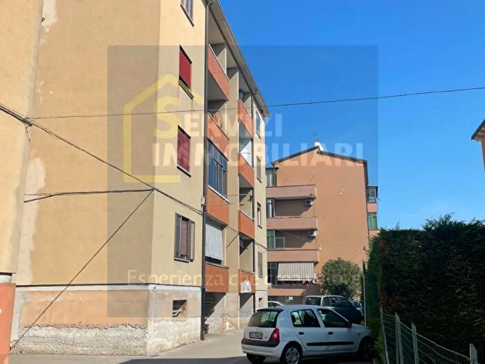Appartamento quadrilocale in vendita in Via Roma, Battaglia Terme