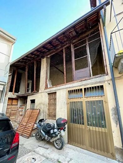 Casa trilocale in vendita in Via Borromeo, Seveso