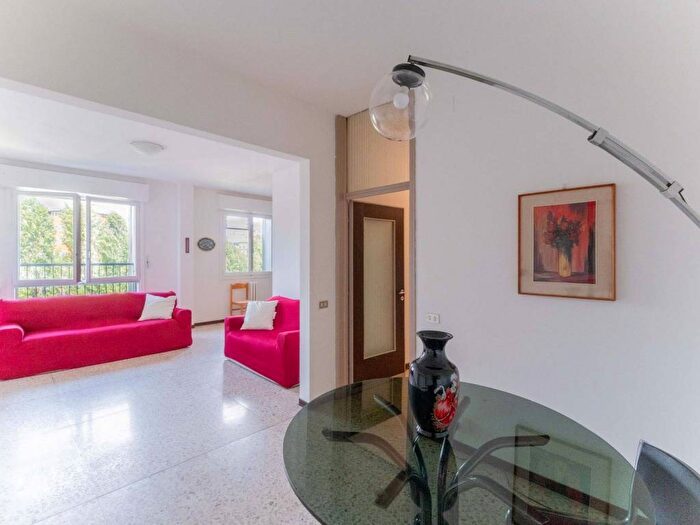 Appartamento trilocale in affitto in Viale Ca' Granda, Ca' Granda, Milano