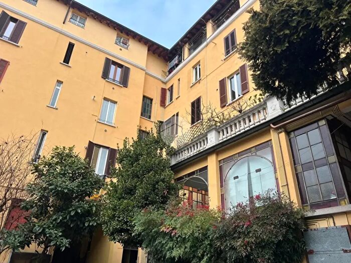 Appartamento trilocale in vendita in Via Privata Publio Rutilio Rufo, Milano