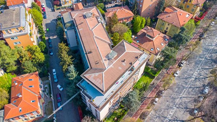 Appartamento quadrilocale in vendita in Viale Partigiani dItalia, Parma