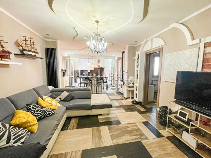 Appartamento quadrilocale in vendita in Via Tripoli, Grosseto