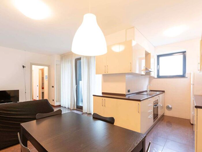 Appartamento trilocale in affitto in Largo Marco Zanuso, Portello Parco Vittoria, Milano