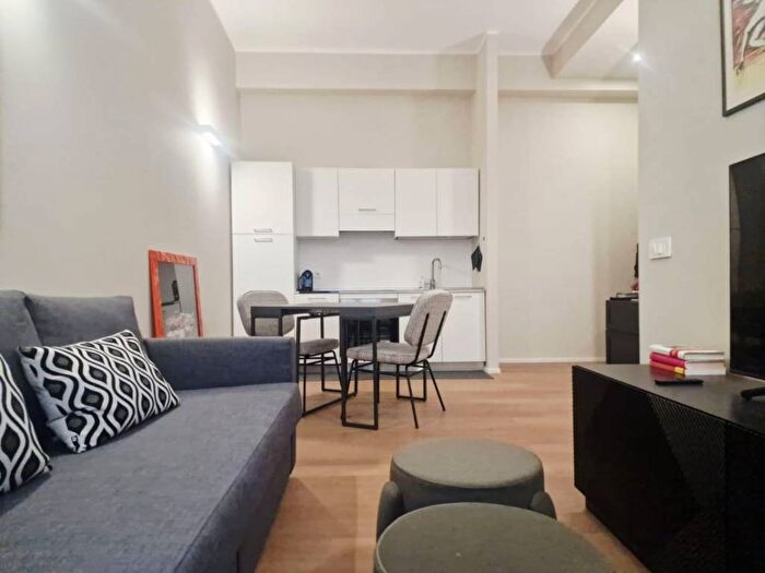 Appartamento bilocale in affitto in Via Bartolomeo Eustachi, Morgagni, Milano
