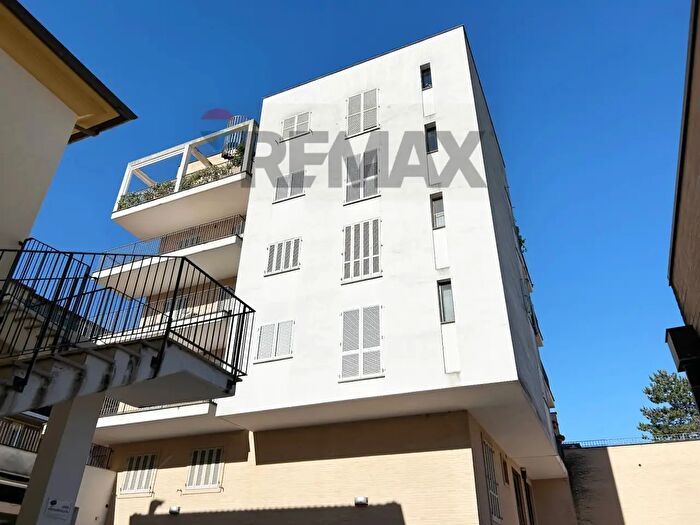 Appartamento con 6 locali in vendita in Viale Trento E Trieste, Spoleto