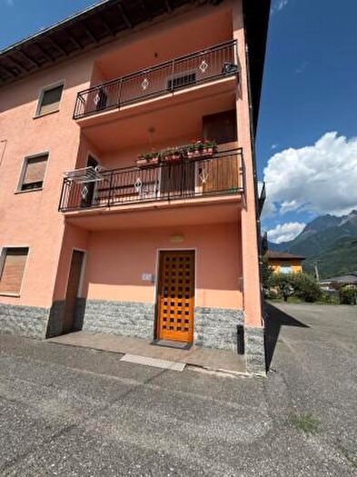 Appartamento trilocale in vendita in Malonno