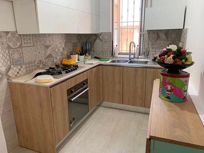 Appartamento quadrilocale in affitto in Casapulla