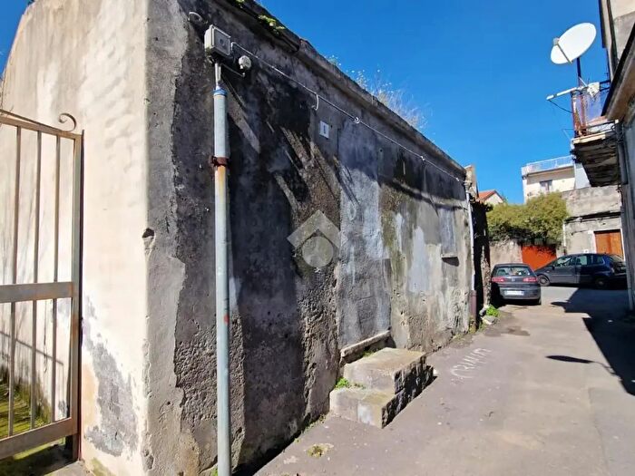 Casa bilocale in vendita in Via Oratorio, Aci SantAntonio