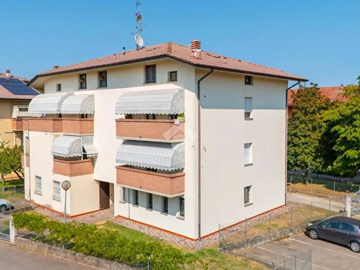 Appartamento quadrilocale in vendita in Via Gabriele Cilloni, Reggio nell'Emilia