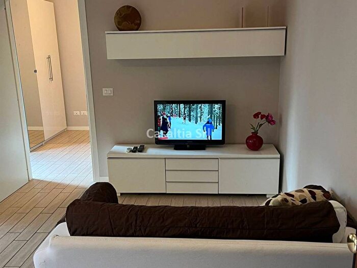 Appartamento bilocale in affitto in Via Volterra, Washington, Milano