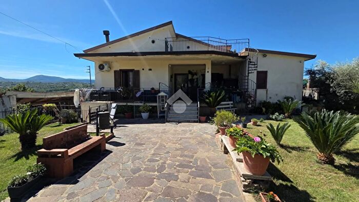 Casa con 5 locali in vendita in Cda San Silvestro, SantAgata De Goti