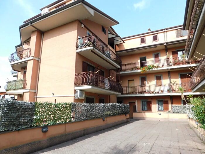 Appartamento trilocale in vendita in Via Piave, Monterotondo