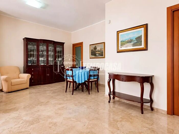 Appartamento quadrilocale in vendita in Via San Lorenzo, Conversano
