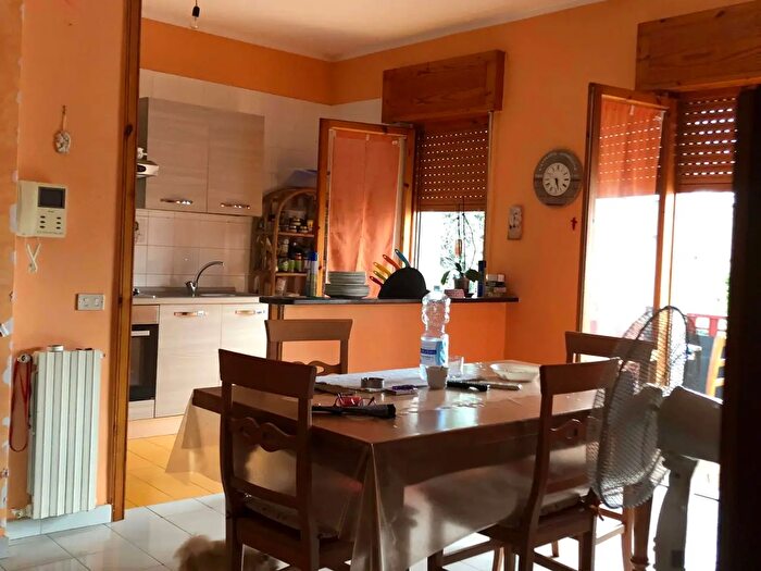 Appartamento quadrilocale in vendita in Corso Umberto Primo, Carinola