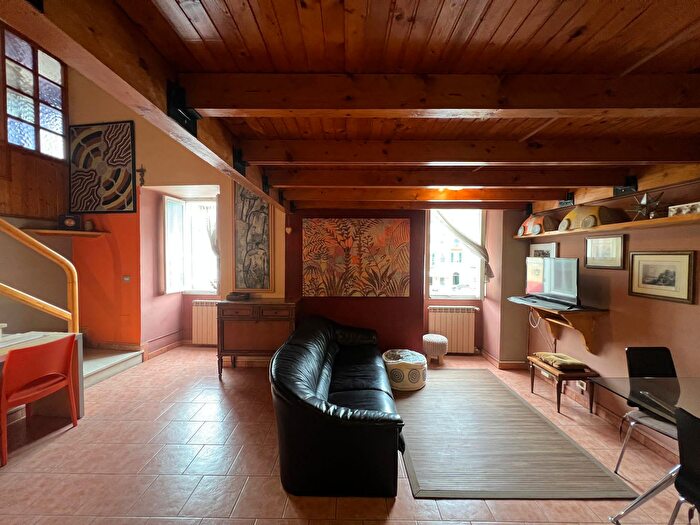 Casa trilocale in vendita in Piazza della Costituente, Ventimiglia