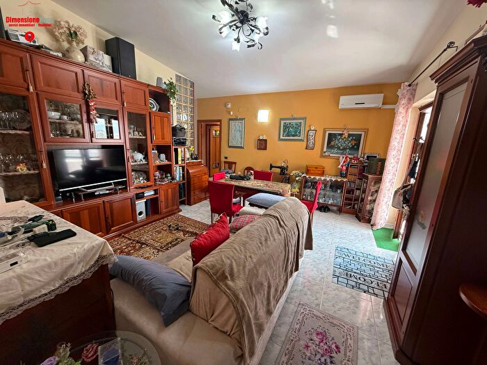 Appartamento trilocale in vendita in Viale Amerigo Crispo, Cimitile