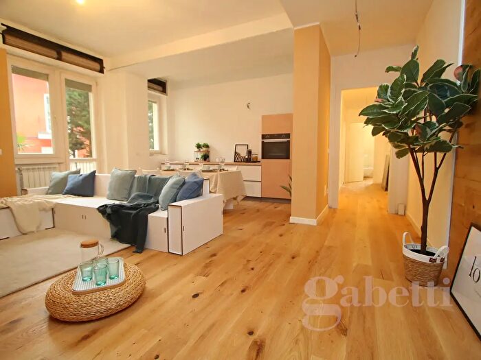 Appartamento trilocale in vendita in Via Galileo Ferraris, Busto Arsizio