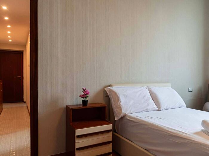 Appartamento trilocale in affitto in Viale Puglie, Bologna Sulmona, Milano