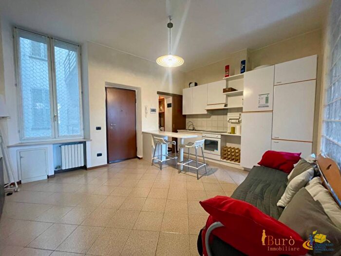 Appartamento bilocale in affitto in Strada Nino Bixio, Parco Ducale Oltretorrente, Parma