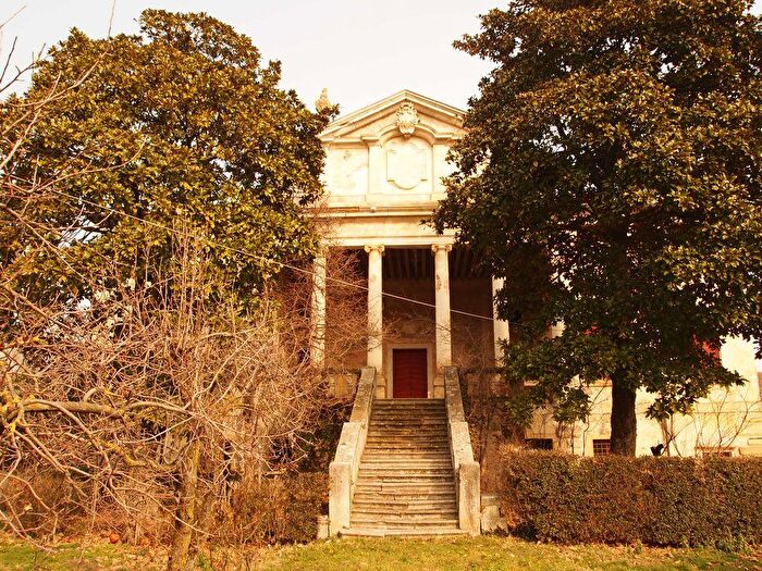 Casa con 15 locali in vendita in Via Palazzo Bianco, Longare