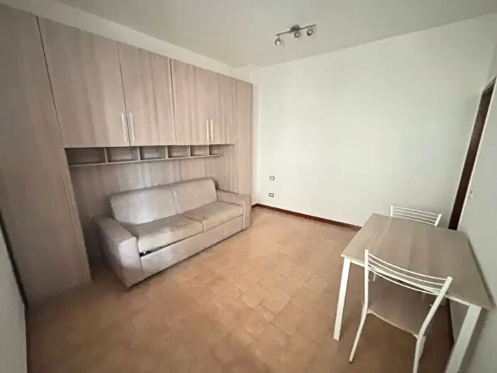 Appartamento bilocale in affitto in Via Dante Alighieri, Mandello Del Lario