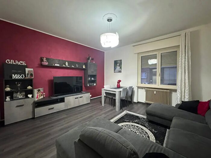 Appartamento trilocale in vendita in Via Benadir, Vercelli