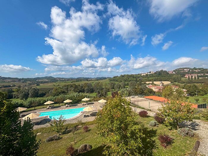 Casa con 20 locali in vendita in Via Santo Stefano, Gabiano