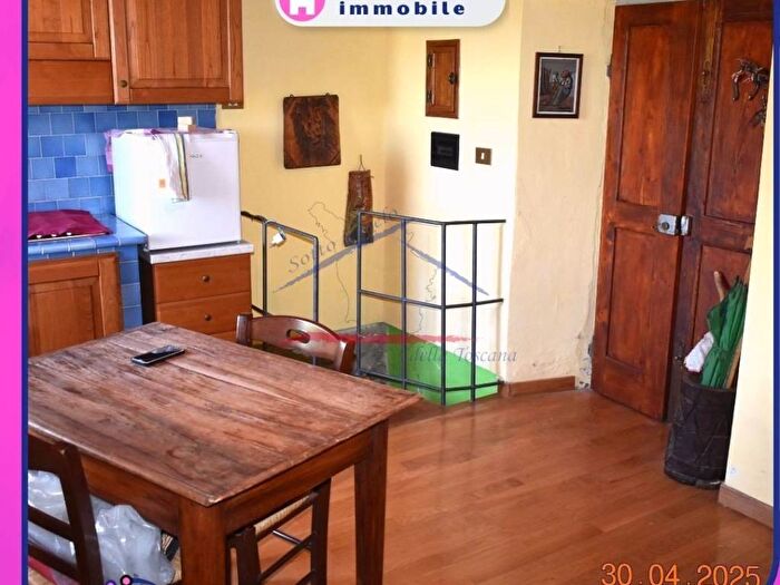 Appartamento trilocale in affitto in Raggiolo, Ortignano Raggiolo